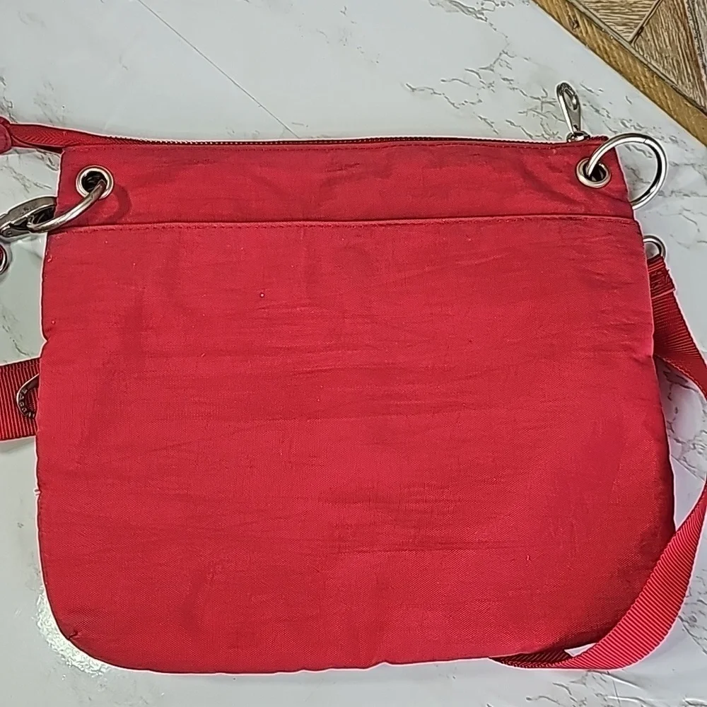 Baggallini Red Crossbody Bag - Picture 5 of 8